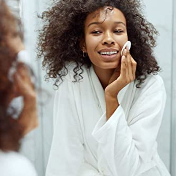 Amazon Basics Cotton Rounds, 100 Count - Picture 5 of 5